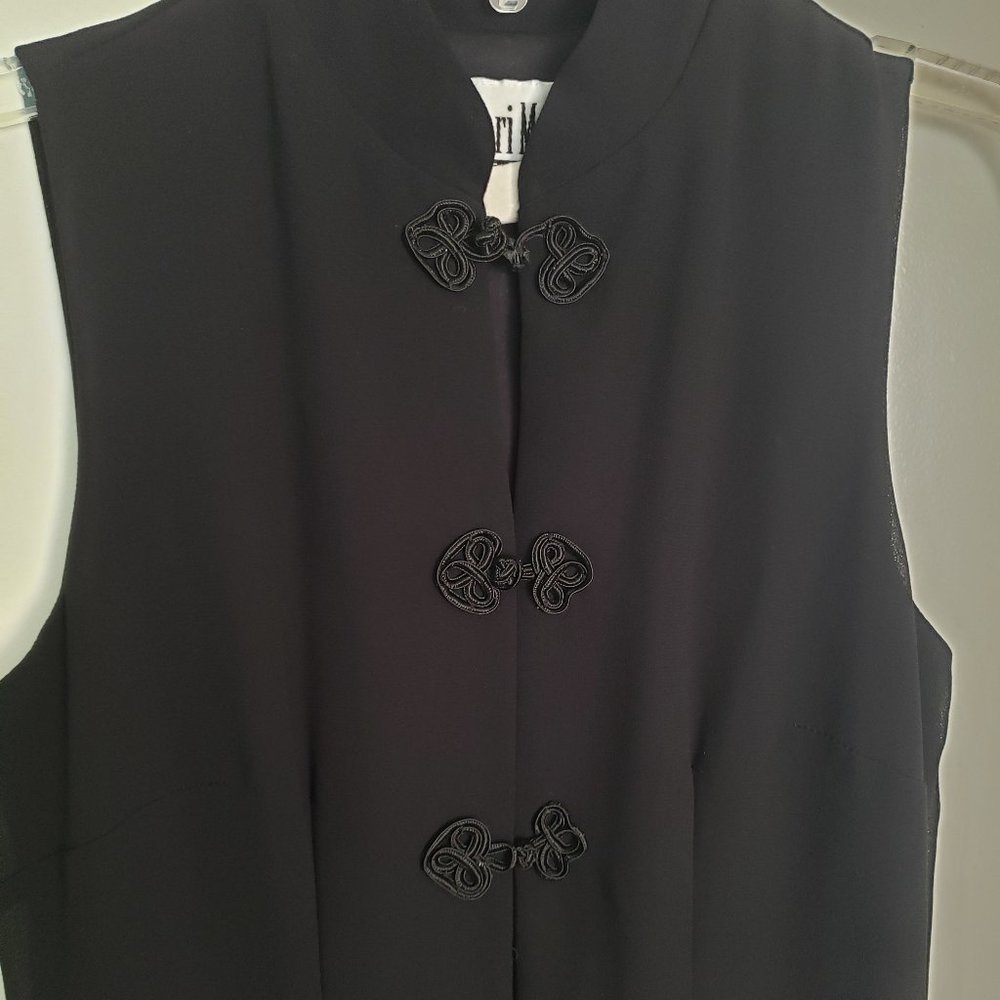 Elegant, black, sleeveless pants & top combo, Sz 6